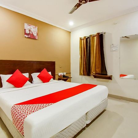 โอโย 62037 อักศัย เนสต์ Hotel วิเจยาวารา ภายนอก รูปภาพ