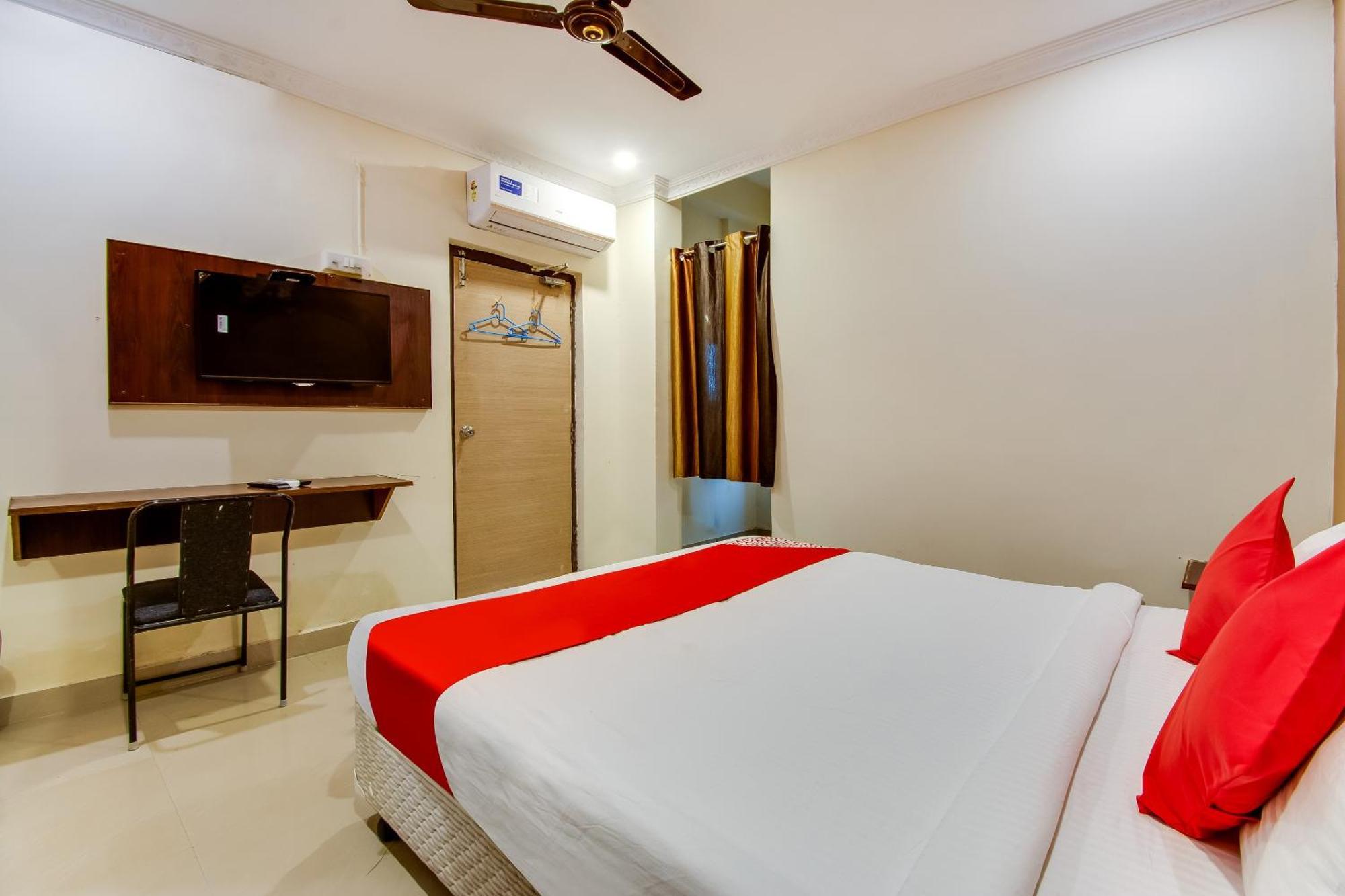 โอโย 62037 อักศัย เนสต์ Hotel วิเจยาวารา ภายนอก รูปภาพ