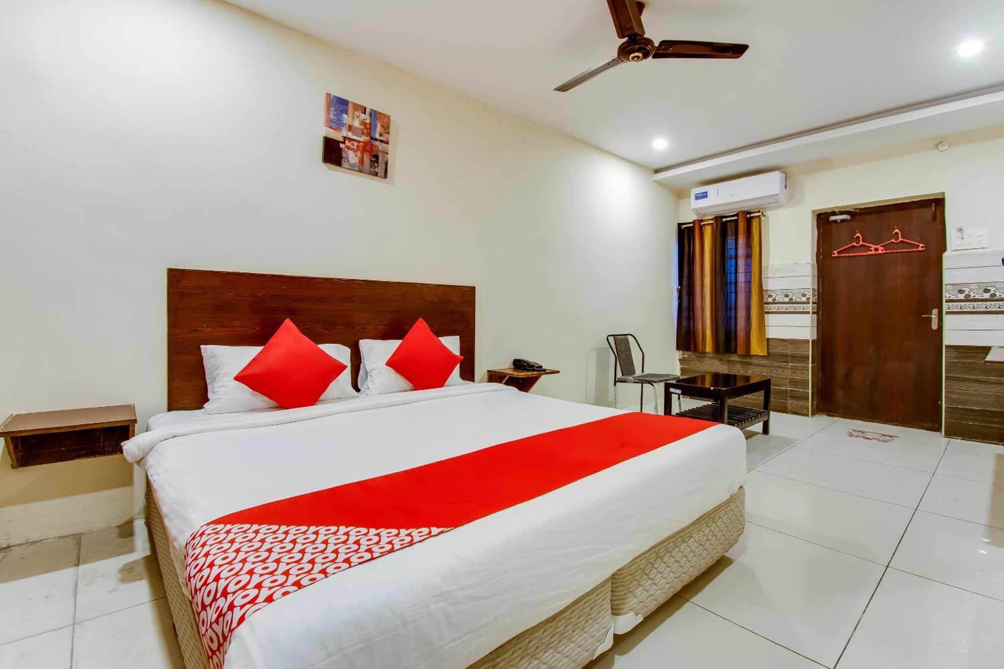โอโย 62037 อักศัย เนสต์ Hotel วิเจยาวารา ภายนอก รูปภาพ
