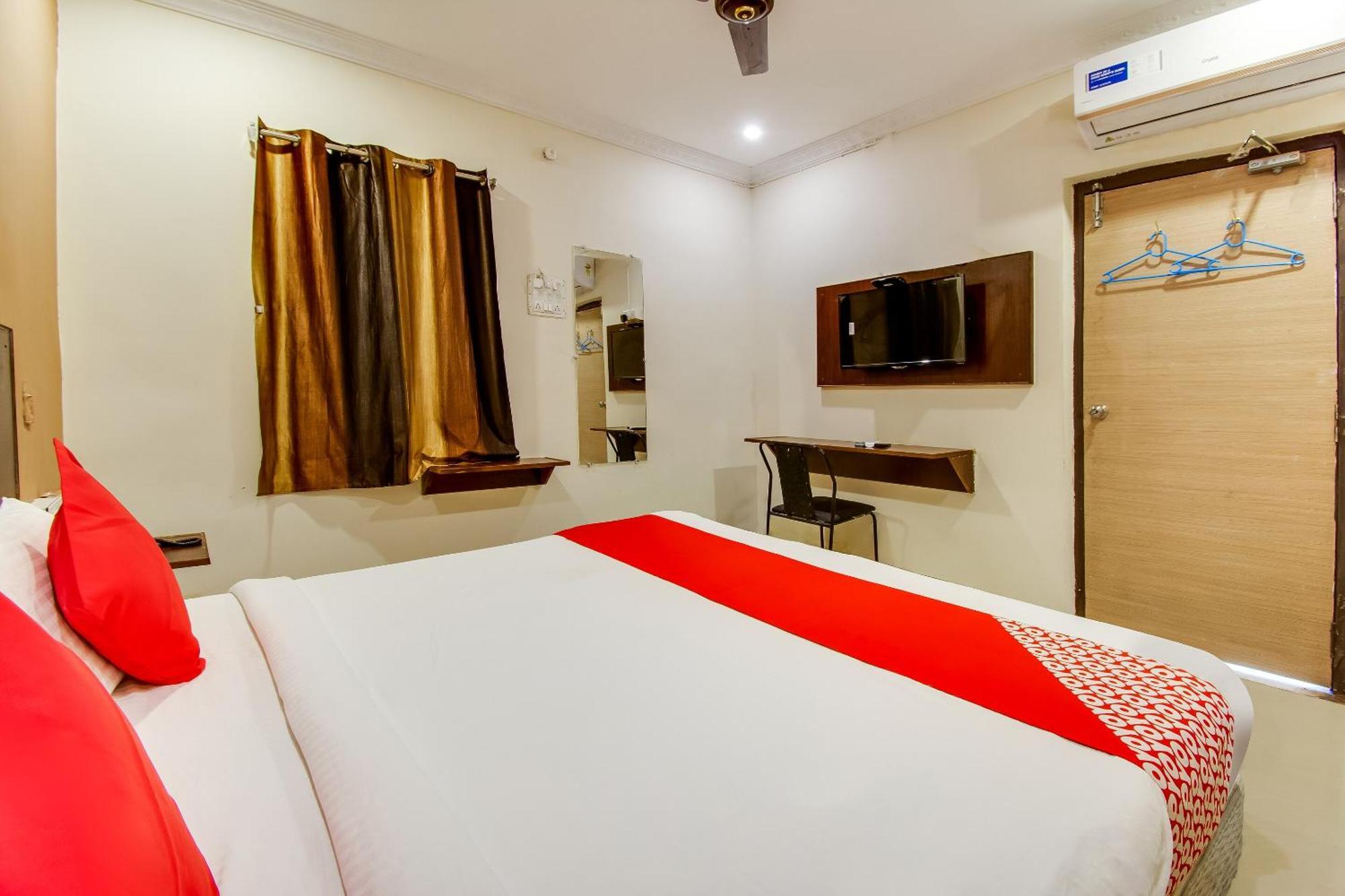 โอโย 62037 อักศัย เนสต์ Hotel วิเจยาวารา ภายนอก รูปภาพ