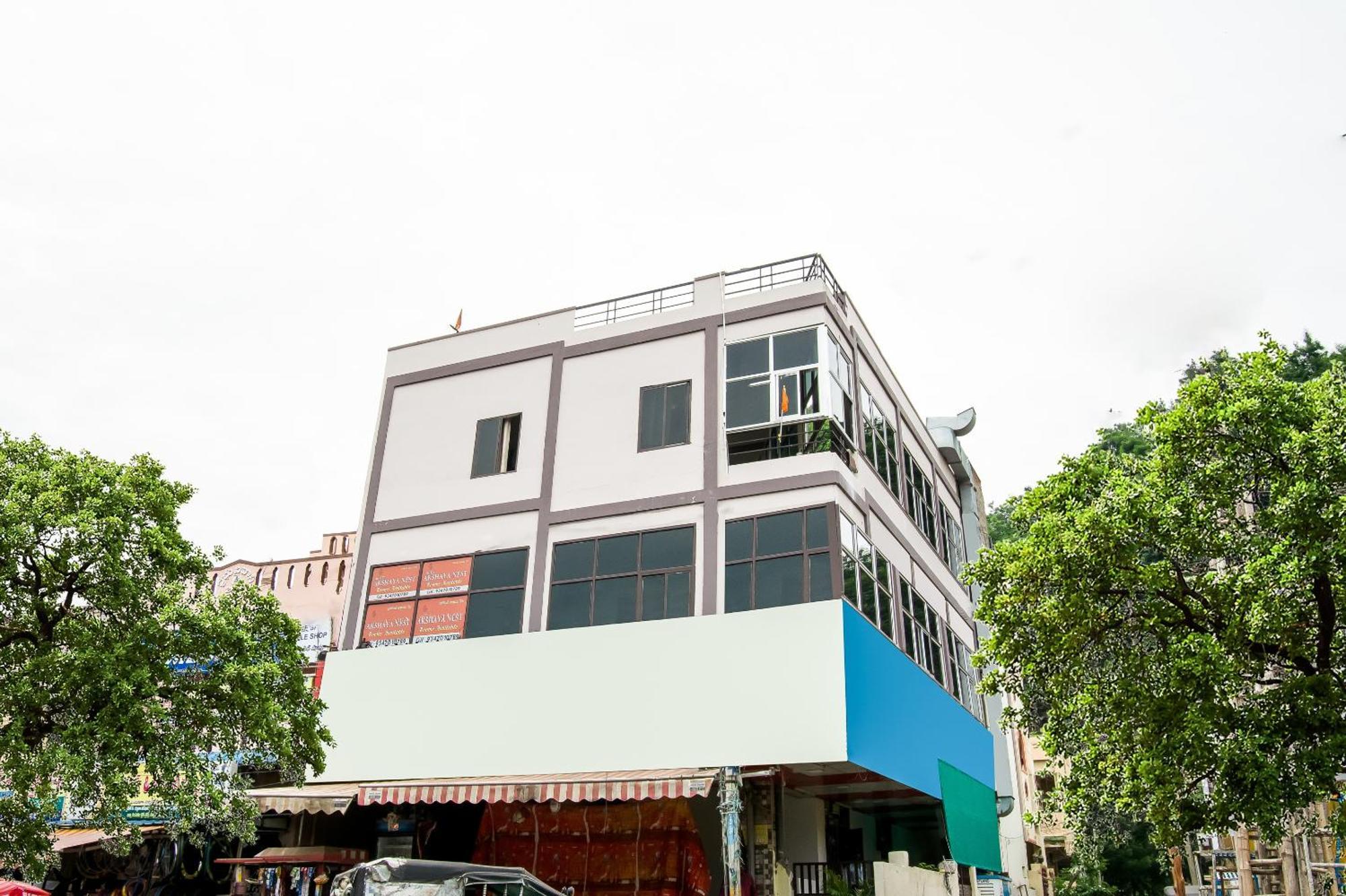โอโย 62037 อักศัย เนสต์ Hotel วิเจยาวารา ภายนอก รูปภาพ